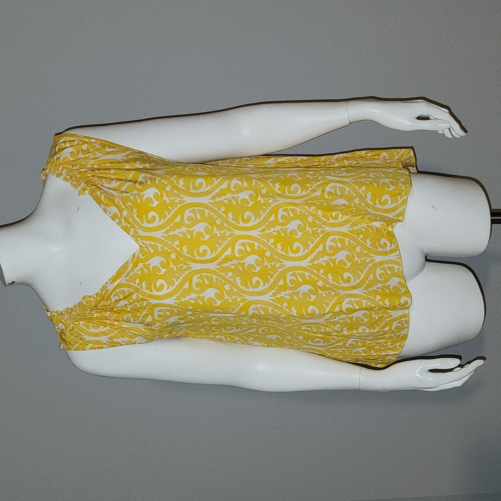 Escapada sleeveless tank style blouse size Large 👚